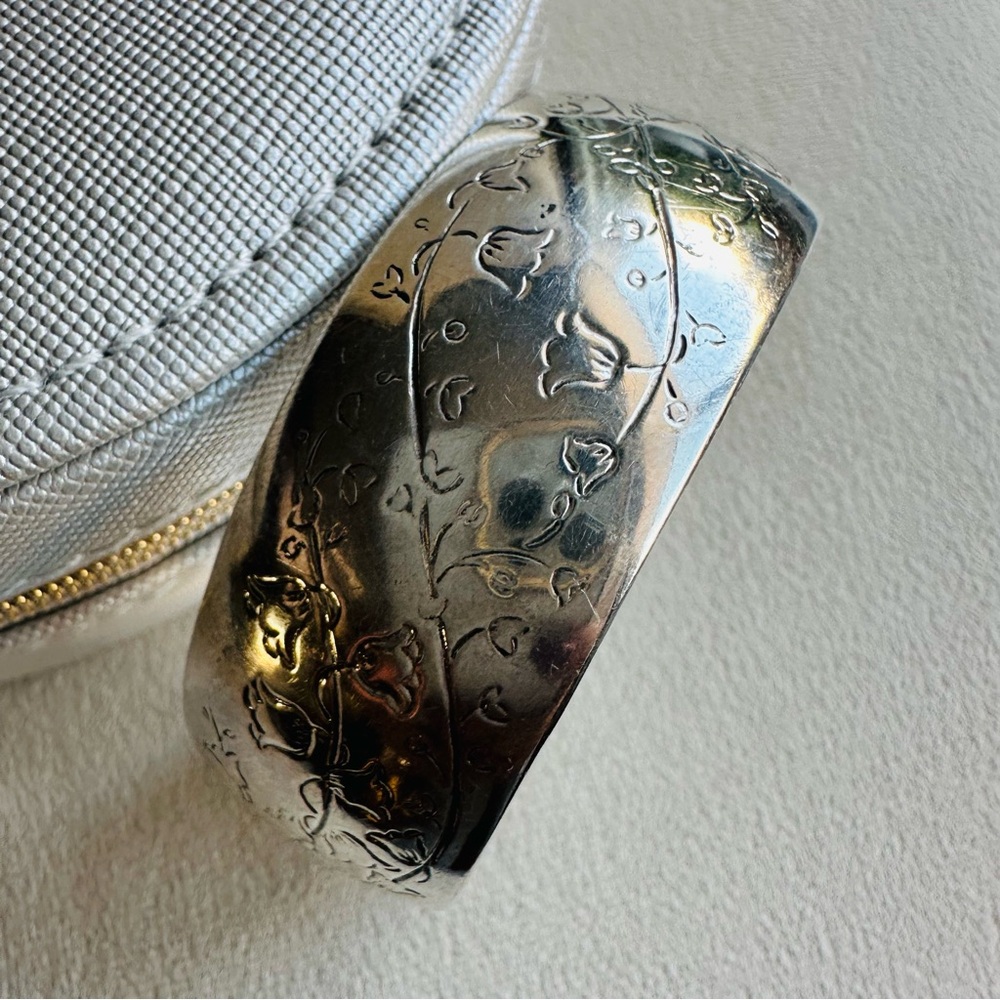 Vintage S. Kirk & Son Sterling Silver Floral Repoussé Cuff Bracelet – Size 159 - Picture 13 of 14